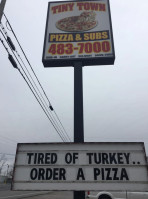 Tiny Town Pizza Subs outside