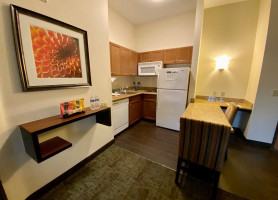 Staybridge Suites Irvine East/lake Forest inside