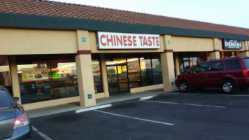 Chinese Deli Fast Food outside