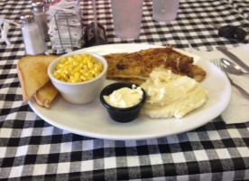 Pat's Kountry Diner food