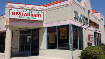 El Azteca Taqueria outside