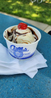 Gilles Frozen Custard food