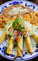 La Laguna Mex Grill food