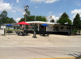 Chubby's Pizza And Dairy Point food