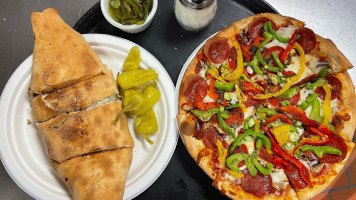 Temecula Pizza Co food