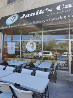 Janik's Cafe food