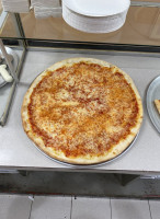 Roberto's Pizzeria food