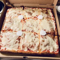 Vincenzos Pizza Llc food