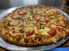 Plum Tomato Pizzeria food