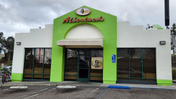 Albertaco's Mexican Food Inc outside