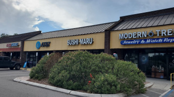 Sushi Maru outside