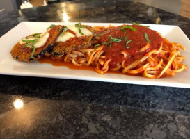 Olyvia's Italian Eatery food