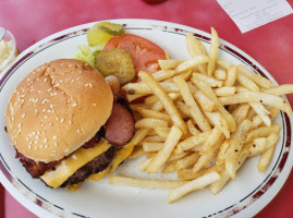 Huddle House food