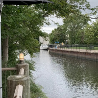 Bridge Restaurant And Raw Bar outside