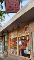 Las Palomas Taqueria inside