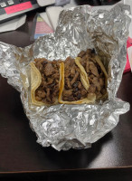 Tacos El Tapatio food