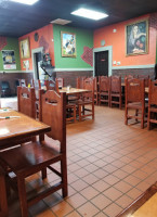 El Patron inside