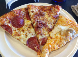 Infinito's Pizza Buffet food