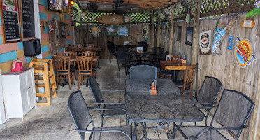 Crackers Island Grille Phone Number, Reservations, Reviews food