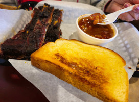 Hickory Hut Bbq food