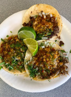 Borrego's Tacos food