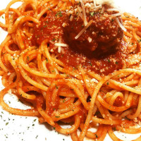 Ruvo's Italian food