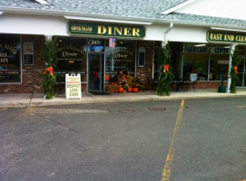 Greek Island Diner outside