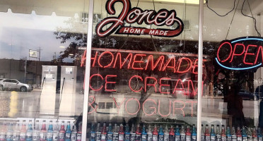 Jones Homemade Ice Cream outside