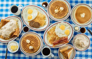 Huddle House food