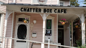 Chatter Box Cafe outside