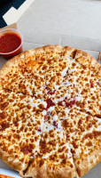 Little Caesars Pizza food