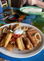 La Herradura Mexican Grill food