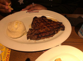 Longhorn Steakhouse food