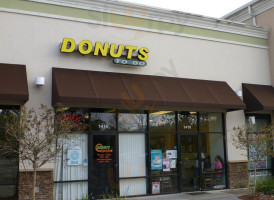 Donuts To Go Ii outside