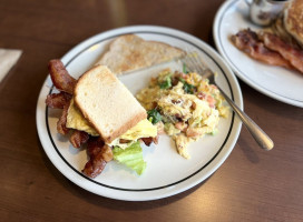 Corner Bakery food