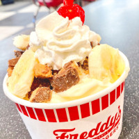 Freddy's Frozen Custard Steakburgers food