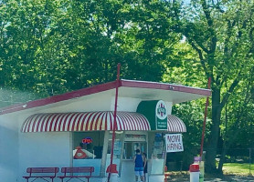 Rita's Italian Ice Frozen Custard food