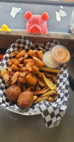 Pops Fish And Shrimp/holy Smokes Bbq food