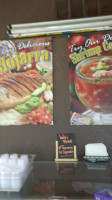 Los Caporales Taqueria food