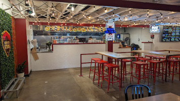 Music City Gyros inside