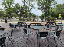 Loosey's Downtown Gainesville inside