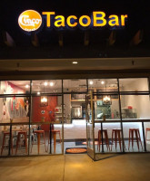 Cinco Tacobar inside