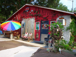 Old School Diner outside