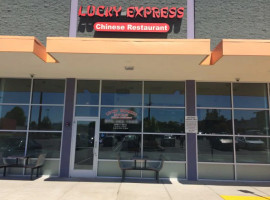 Lucky Express outside