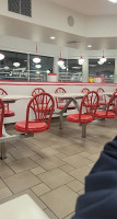 In-n-out Burger inside