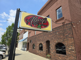 Alongi's Italian In Du Quo outside