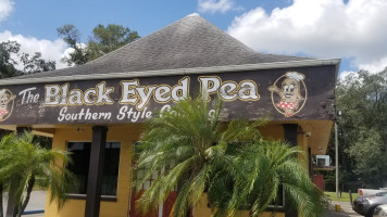 The Black Eyed Pea outside