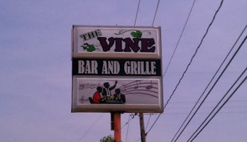 The Vine And Grille inside