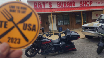 R T's Burger Shop inside