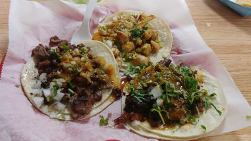 Taqueria Carolina food